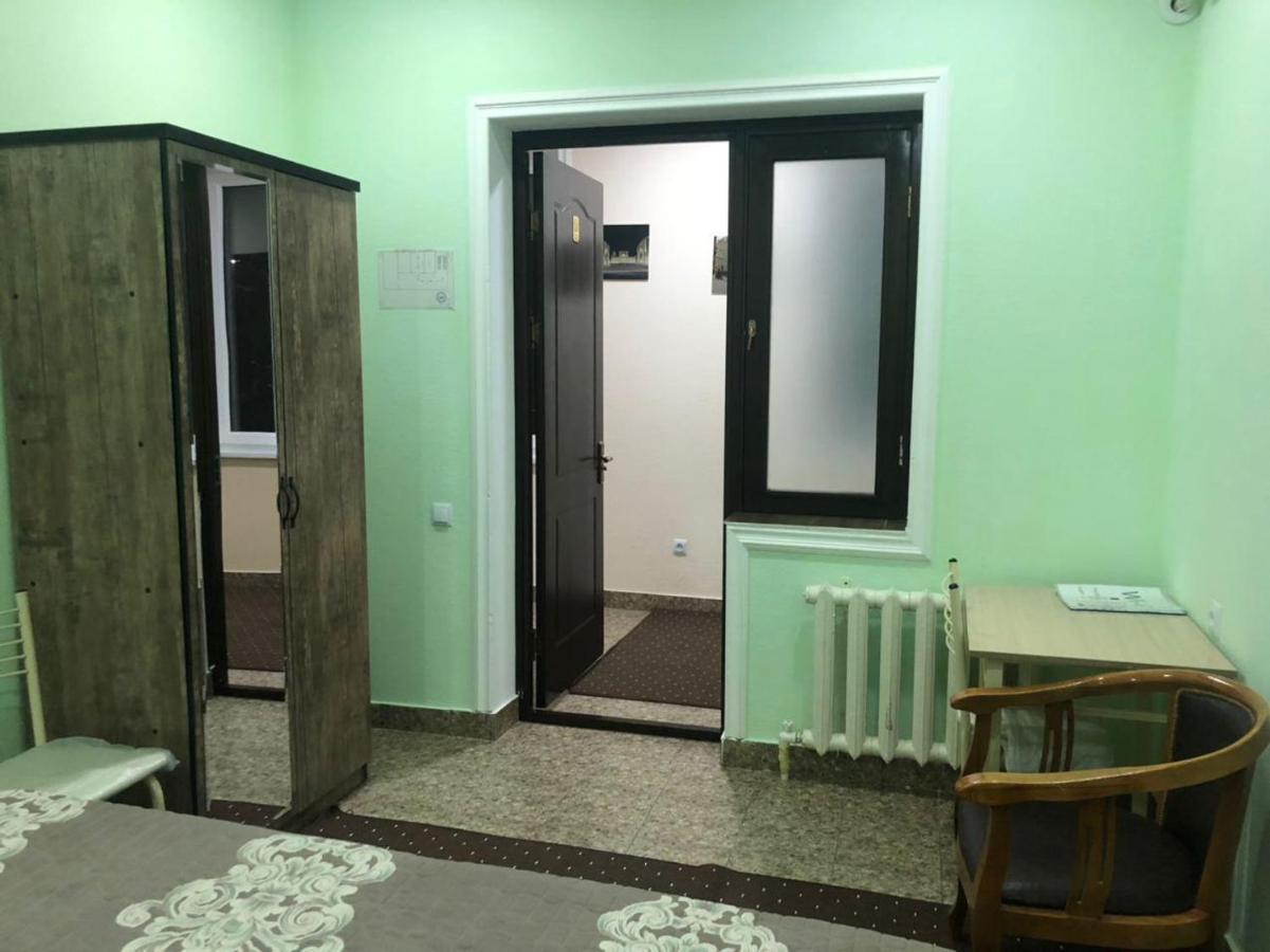 Hostel Bukhara Gold Ташкент Екстериор снимка